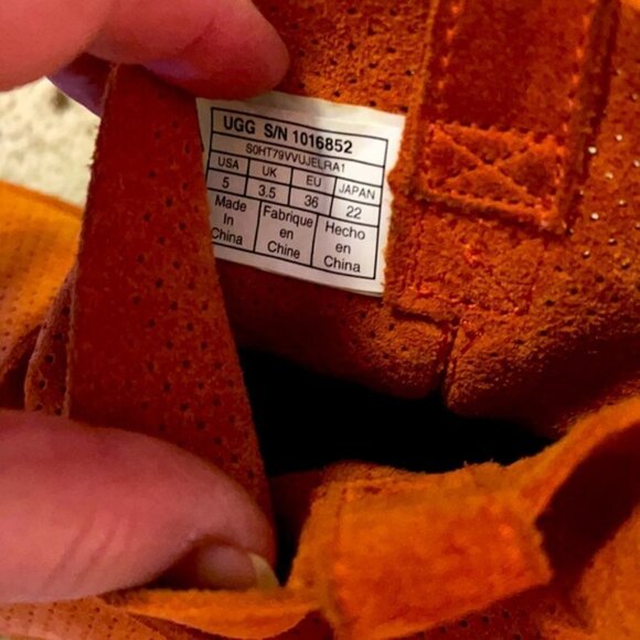 UGG women’s size 5 perforated pumpkin really cute booties! - Picture 2 of 4
